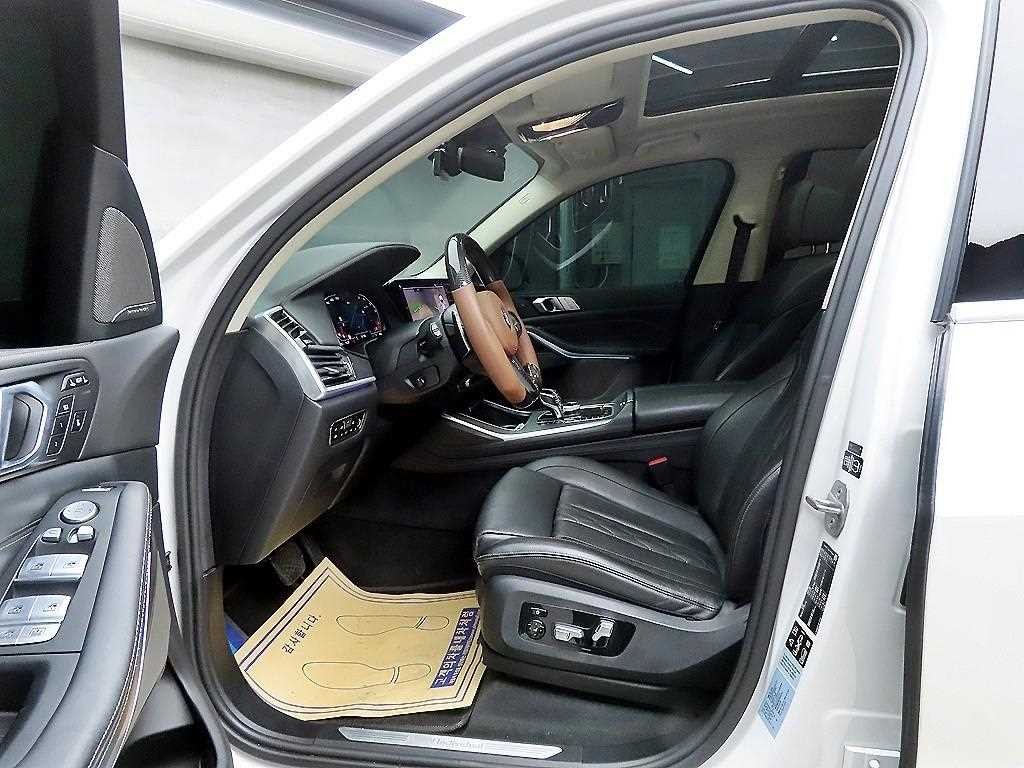 BMW X7 X7 (G07) xDrive 30d M 스포츠 6인승 이미지 5