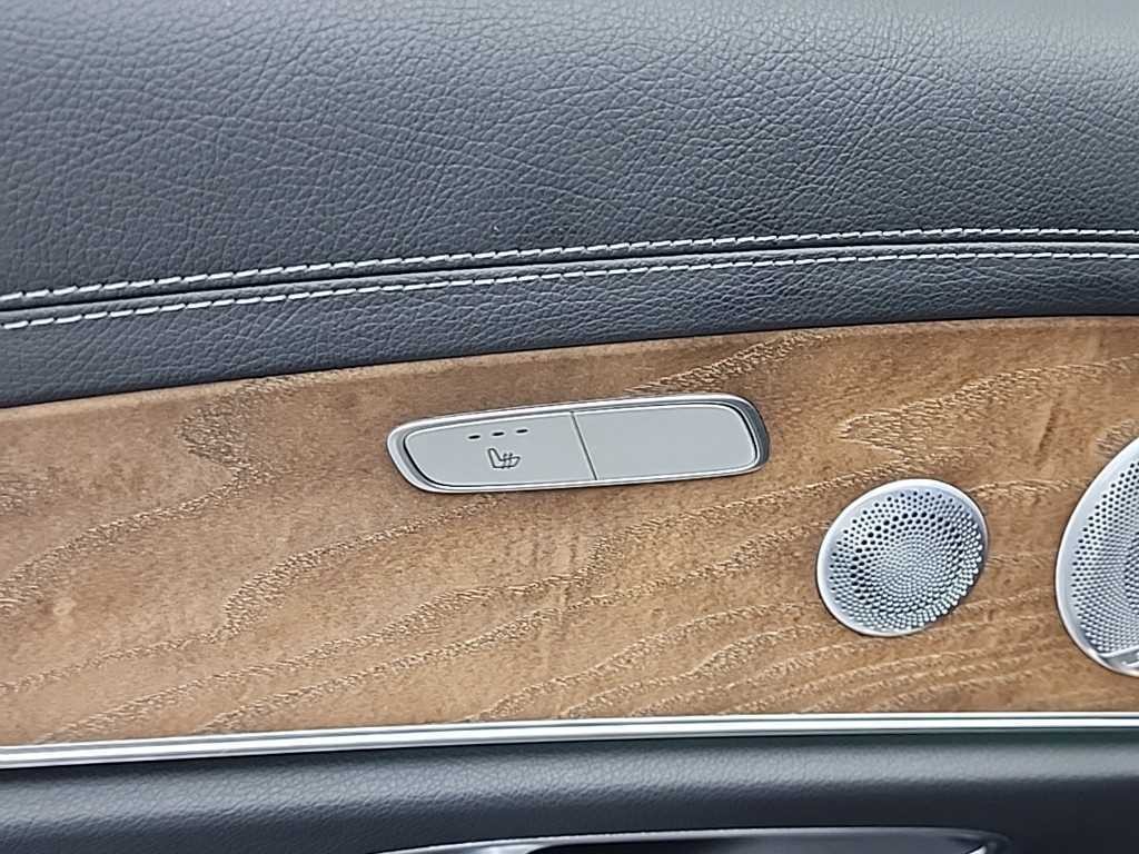 벤츠 E 클래스 E-클래스 W213 E300e 4MATIC 익스클루시브 이미지 13