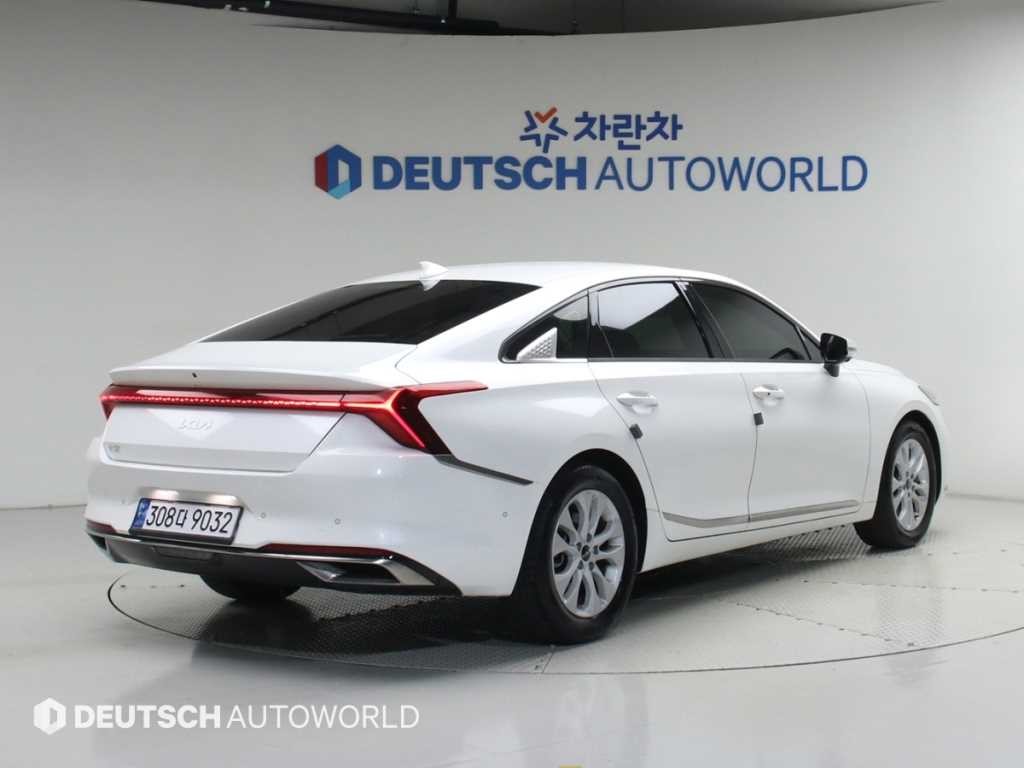 기아 K8 2.5 2WD 노블레스 이미지 2