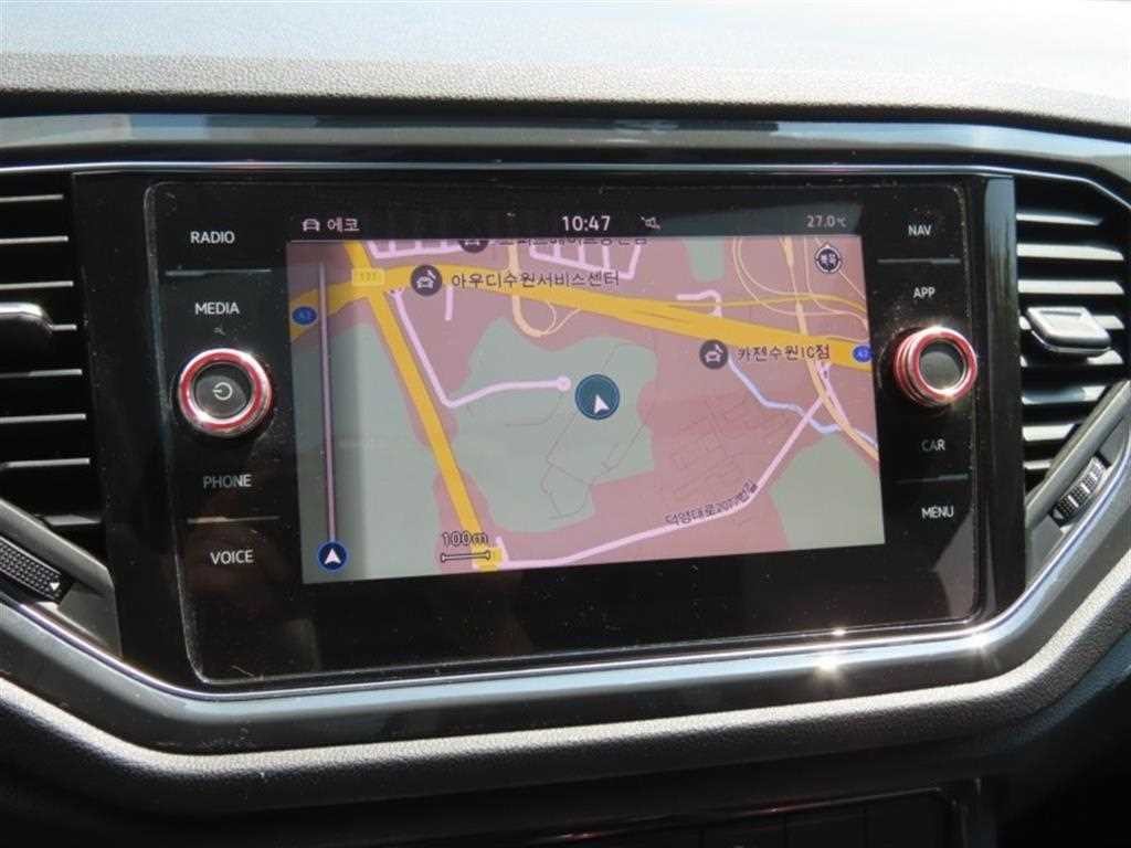 폭스바겐 티록 2.0 TDI 프레스티지 이미지 8