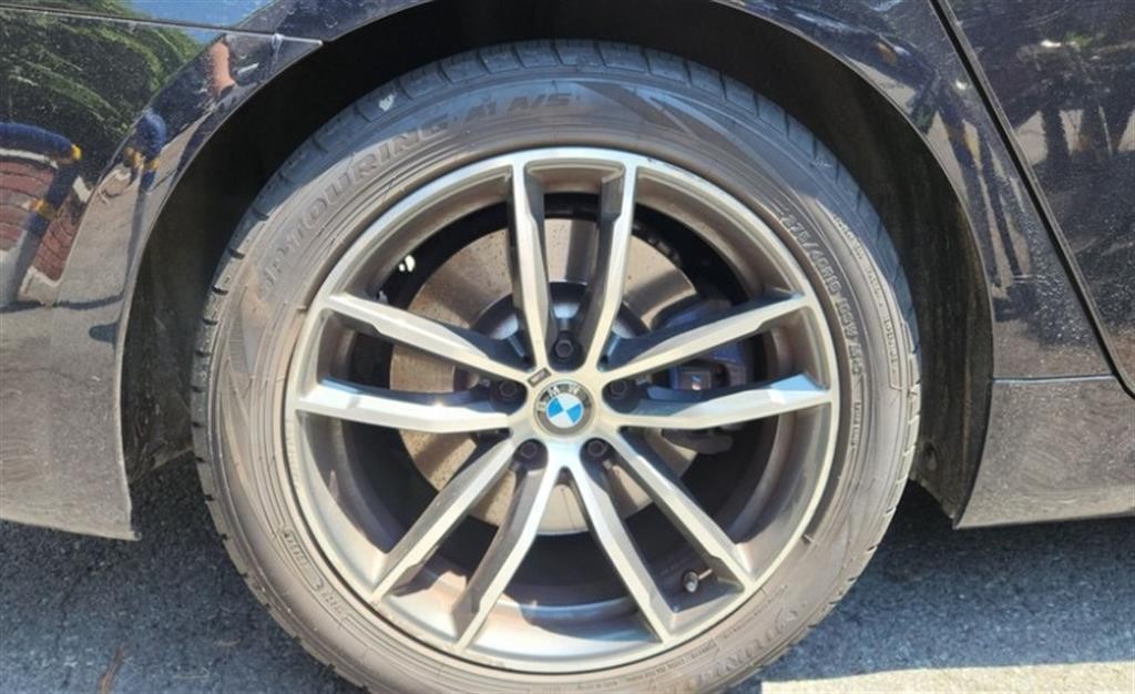 BMW 5시리즈 5시리즈 (G30) 523d M 스포츠 이미지 8