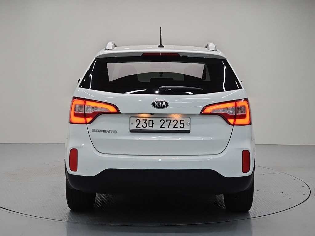 기아 쏘렌토 뉴 쏘렌토 R 2WD 2.0 TLX 스페셜 이미지 3