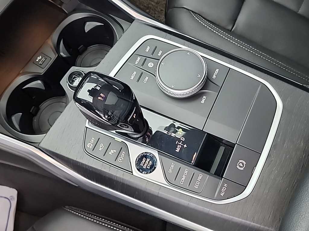 BMW 3시리즈 3시리즈 (G20) 320i 럭셔리 이미지 8