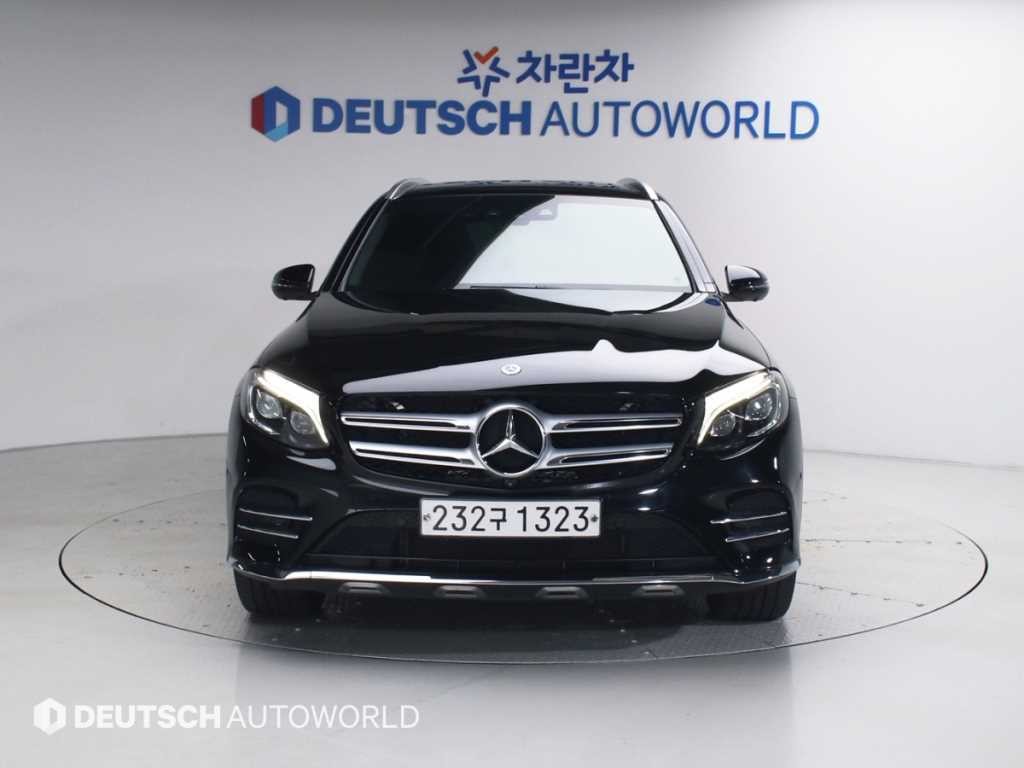 벤츠 GLC 클래스 GLC클래스 X253 GLC 300 4MATIC AMG LINE 이미지 3