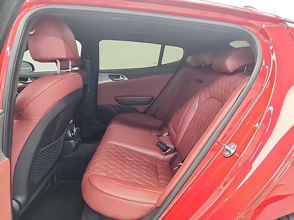 기아 스팅어 스팅어 마이스터 2WD 3.3 GT 이미지 12