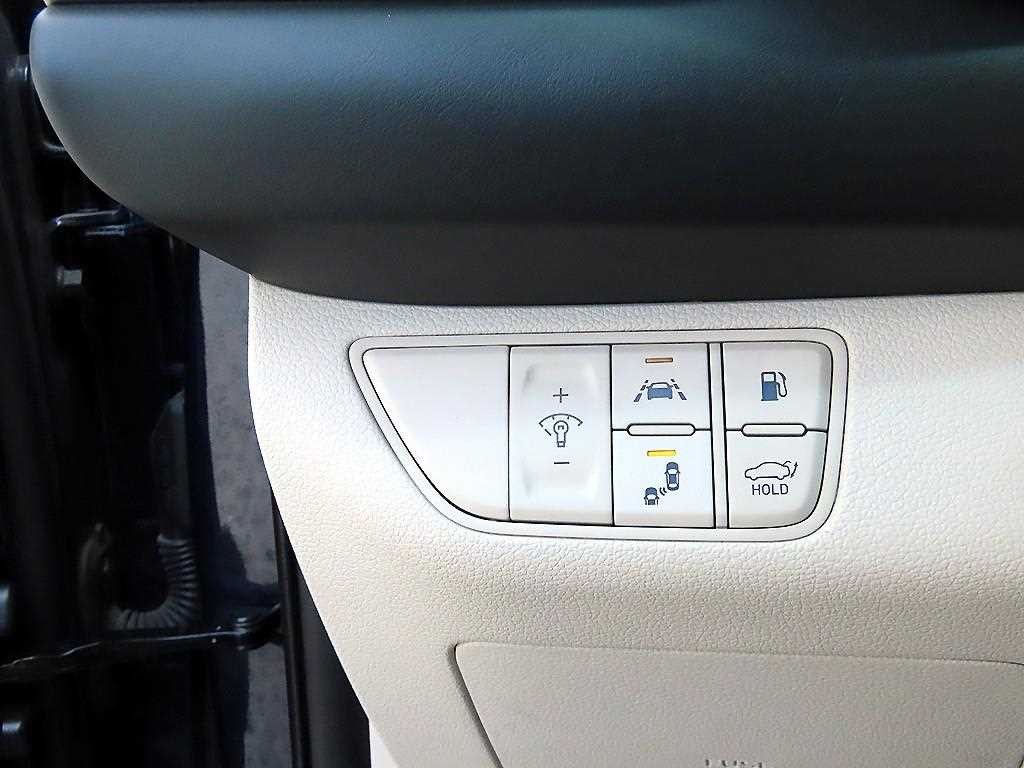 제네시스 G70 3.3T 스포츠 AWD 프레스티지 이미지 13