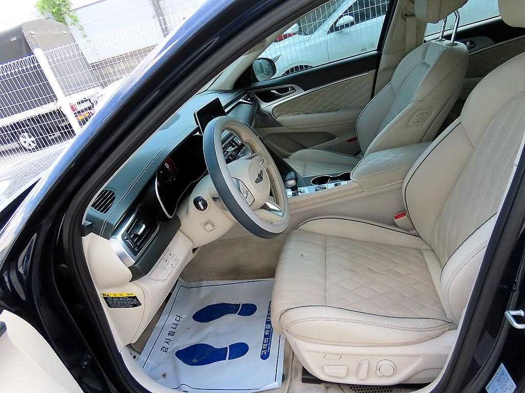 제네시스 G70 3.3T 스포츠 AWD 프레스티지 이미지 5