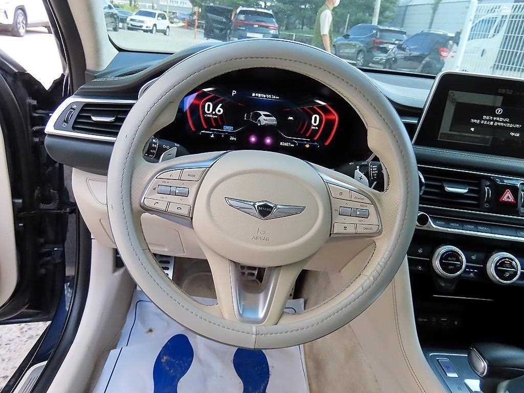 제네시스 G70 3.3T 스포츠 AWD 프레스티지 이미지 8