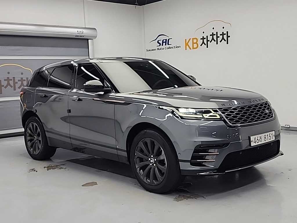 랜드로버 레인지로버 벨라 3.0 D300 R-다이나믹 HSE 이미지 4