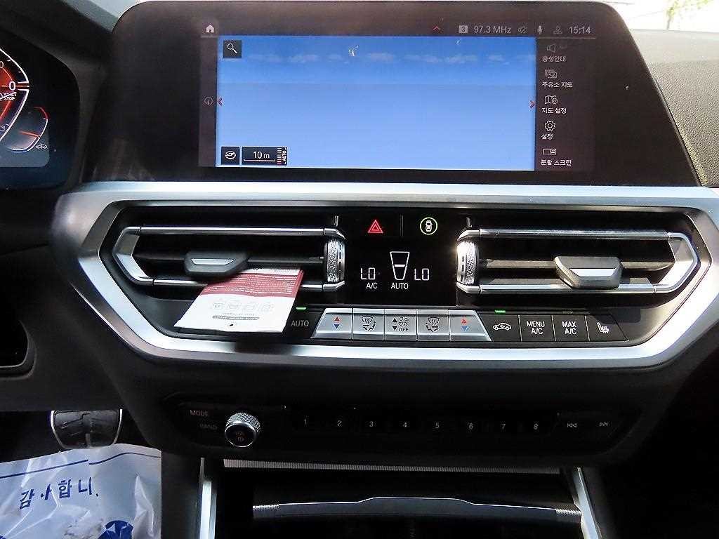 BMW 3시리즈 3시리즈 (G20) 320d M 스포츠 이미지 13