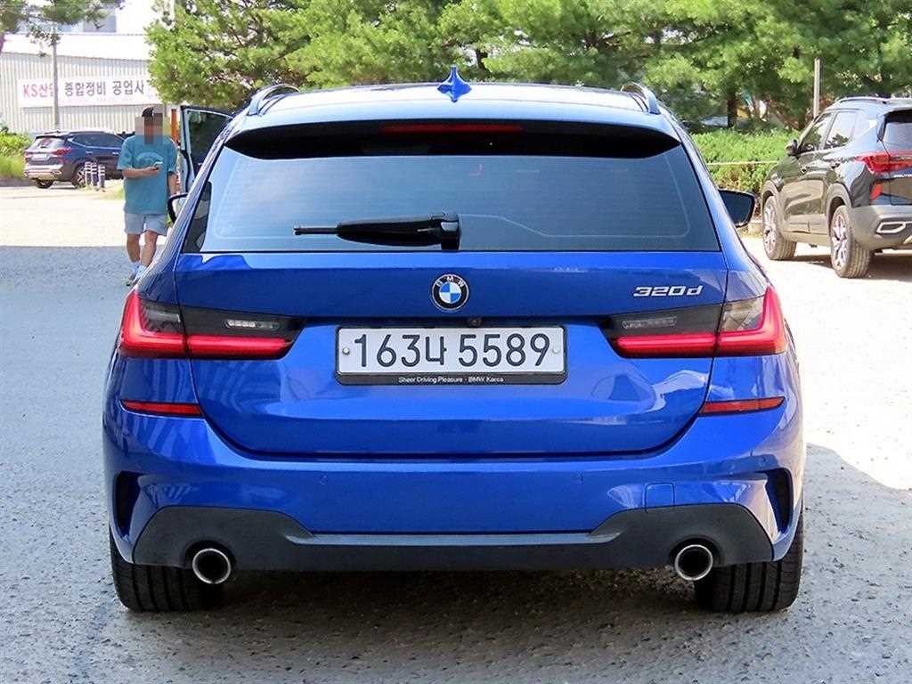 BMW 3시리즈 3시리즈 (G20) 320d M 스포츠 이미지 4