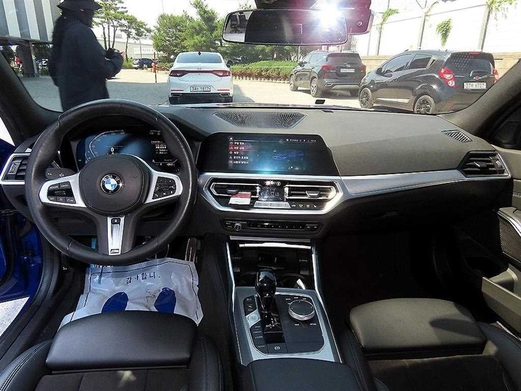 BMW 3시리즈 3시리즈 (G20) 320d M 스포츠 이미지 7
