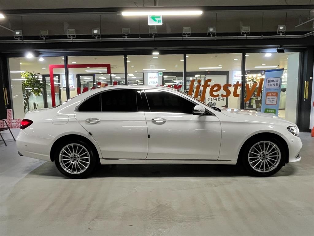 벤츠 E 클래스 E-클래스 W213 E250 익스클루시브 이미지 23