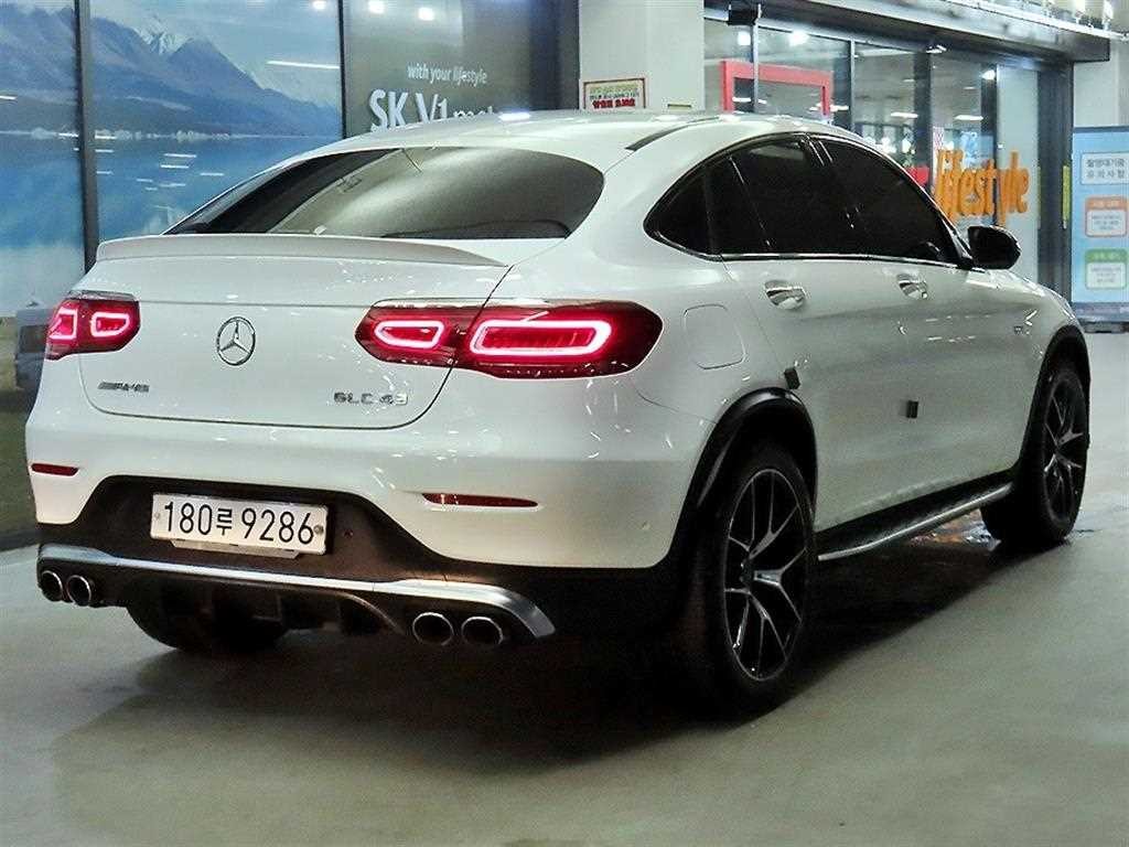벤츠 GLC 클래스 GLC클래스 X253 AMG GLC 43 4MATIC 쿠페 이미지 4