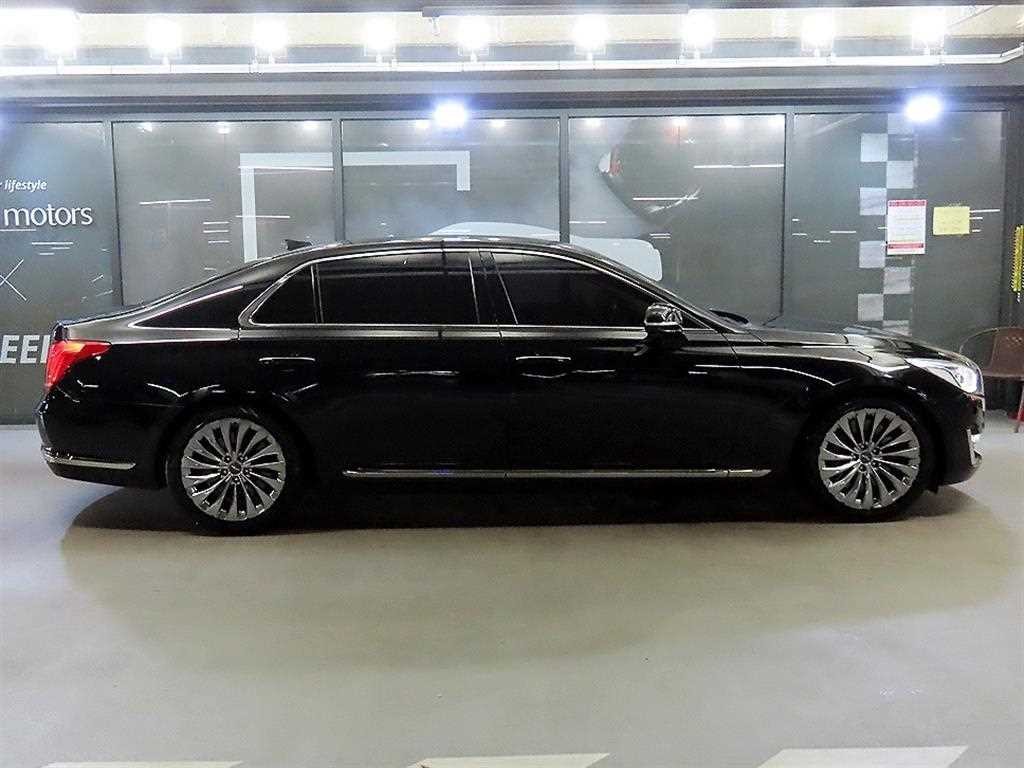 제네시스 EQ900 5.0 GDI AWD 프레스티지 이미지 3