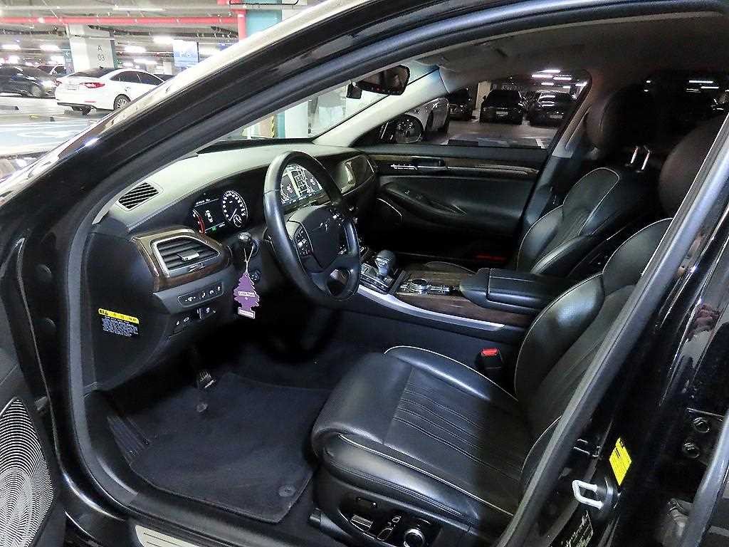 제네시스 EQ900 5.0 GDI AWD 프레스티지 이미지 6