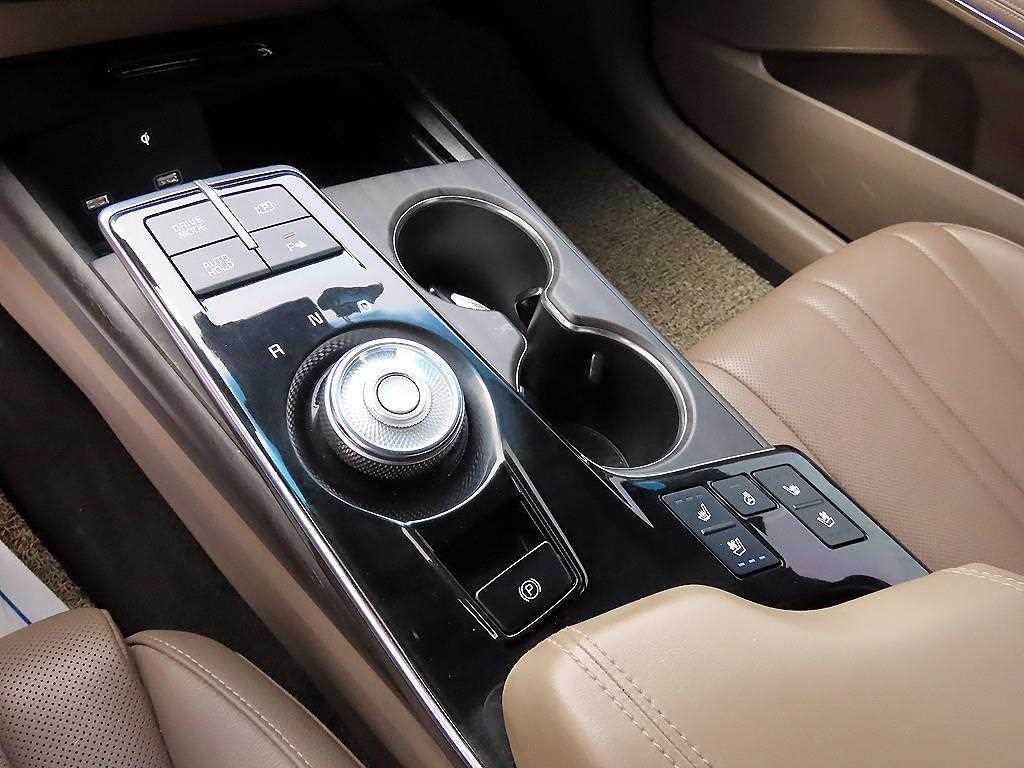 기아 K8 2.5 2WD 노블레스 이미지 11