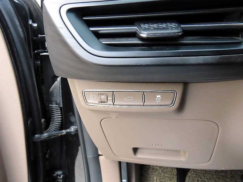기아 K8 2.5 2WD 노블레스 이미지 12