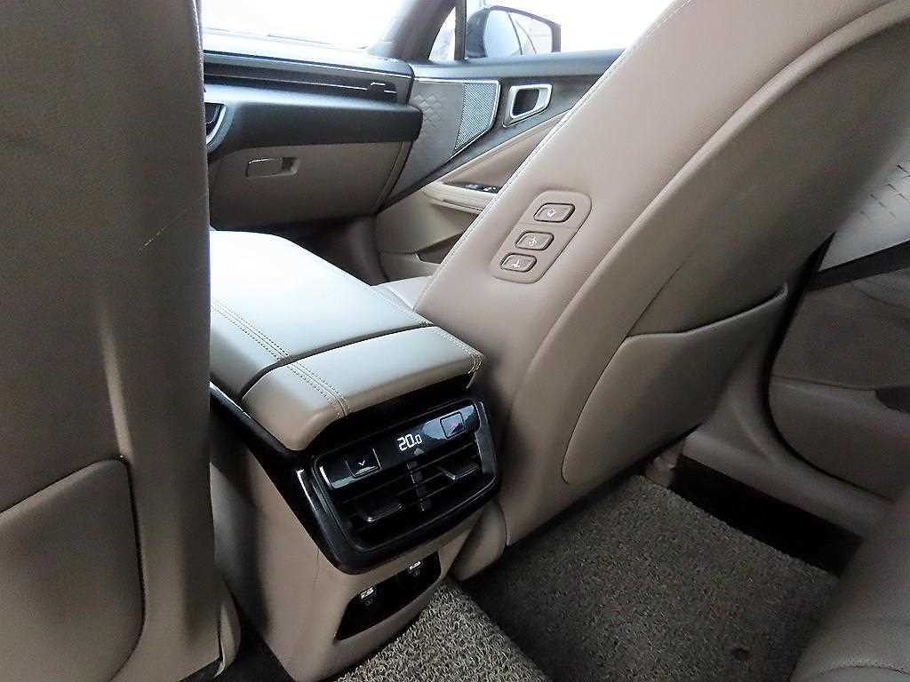 기아 K8 2.5 2WD 노블레스 이미지 16