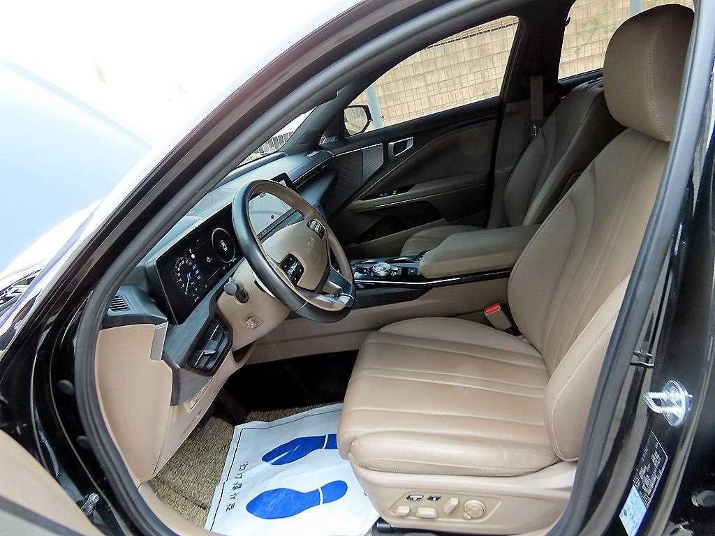 기아 K8 2.5 2WD 노블레스 이미지 5