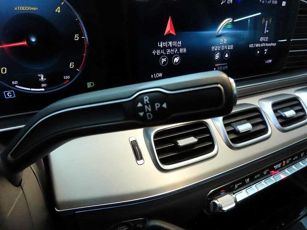벤츠 GLE 클래스 GLE 클래스 W167 GLE 300d 4MATIC 이미지 12