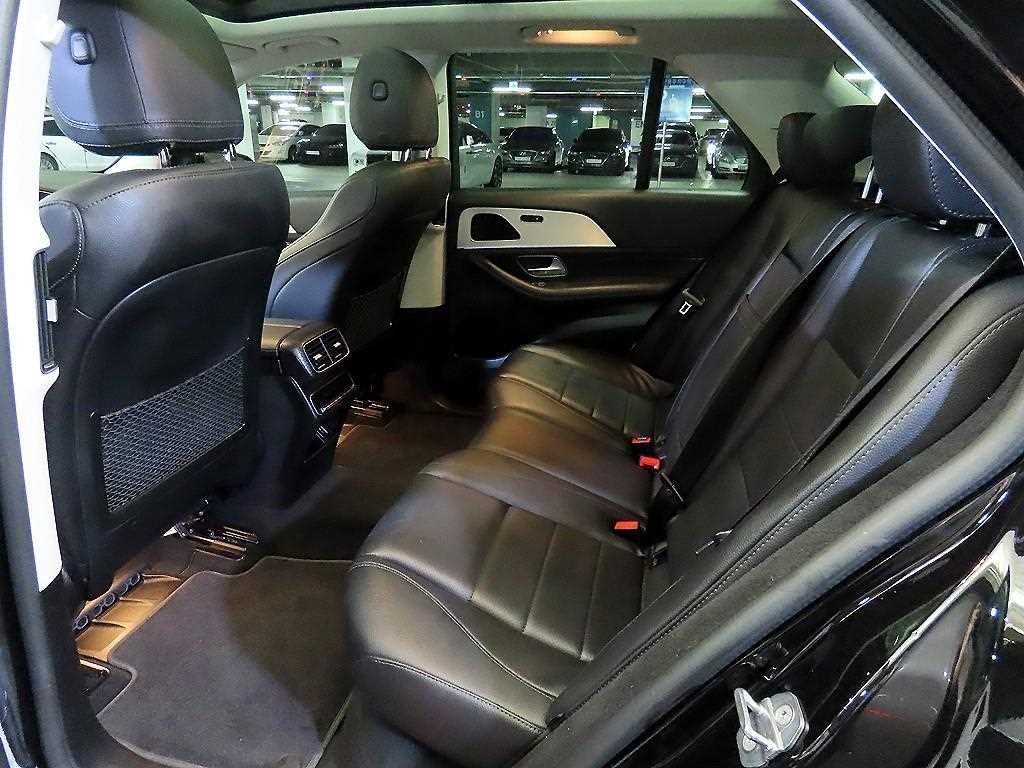 벤츠 GLE 클래스 GLE 클래스 W167 GLE 300d 4MATIC 이미지 7