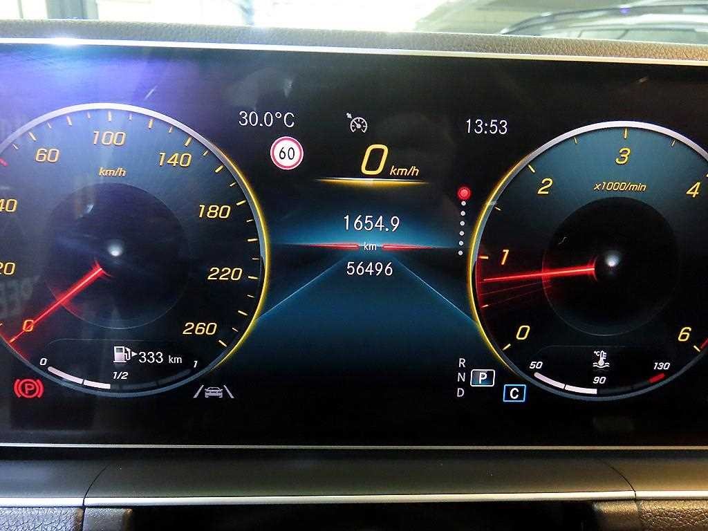 벤츠 GLE 클래스 GLE 클래스 W167 GLE 300d 4MATIC 이미지 9