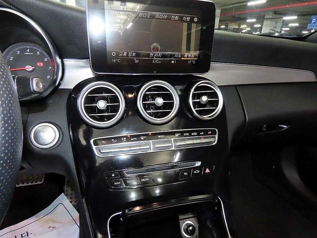 벤츠 C 클래스 C클래스 W205 C200 카브리올레 이미지 14