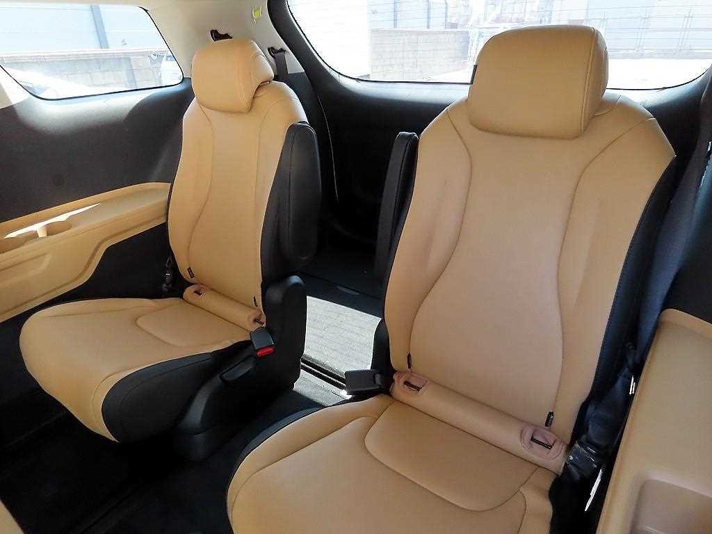 기아 카니발 카니발 4세대 디젤 9인승 프레스티지 이미지 7