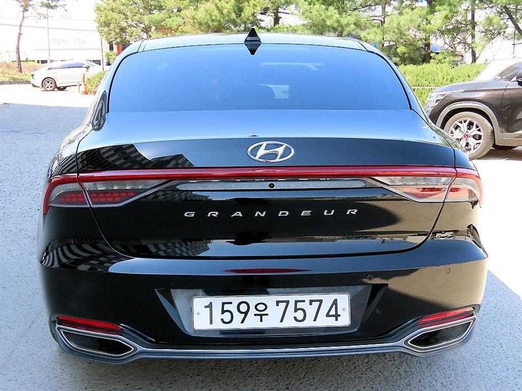 현대 그랜저 더 뉴 그랜저 IG 3.3 익스클루시브 이미지 4
