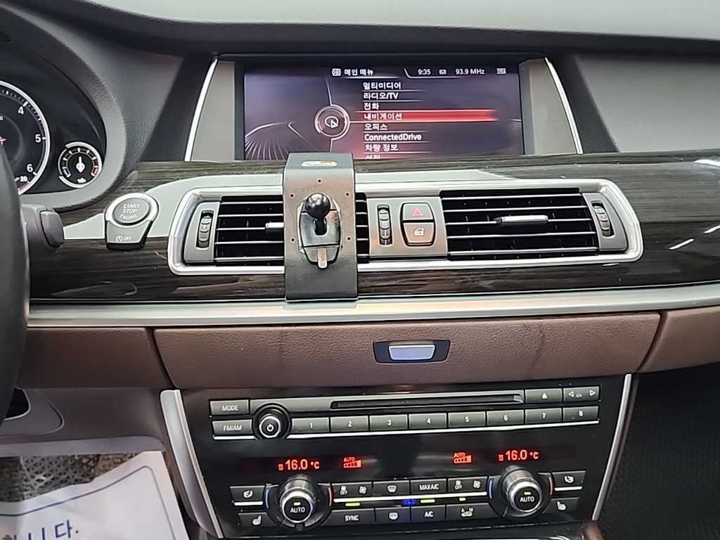 BMW 그란투리스모 5시리즈 GT (F07) GT 30d xDRIVE 이미지 10
