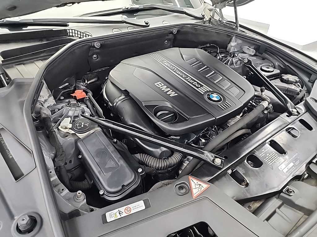 BMW 그란투리스모 5시리즈 GT (F07) GT 30d xDRIVE 이미지 5