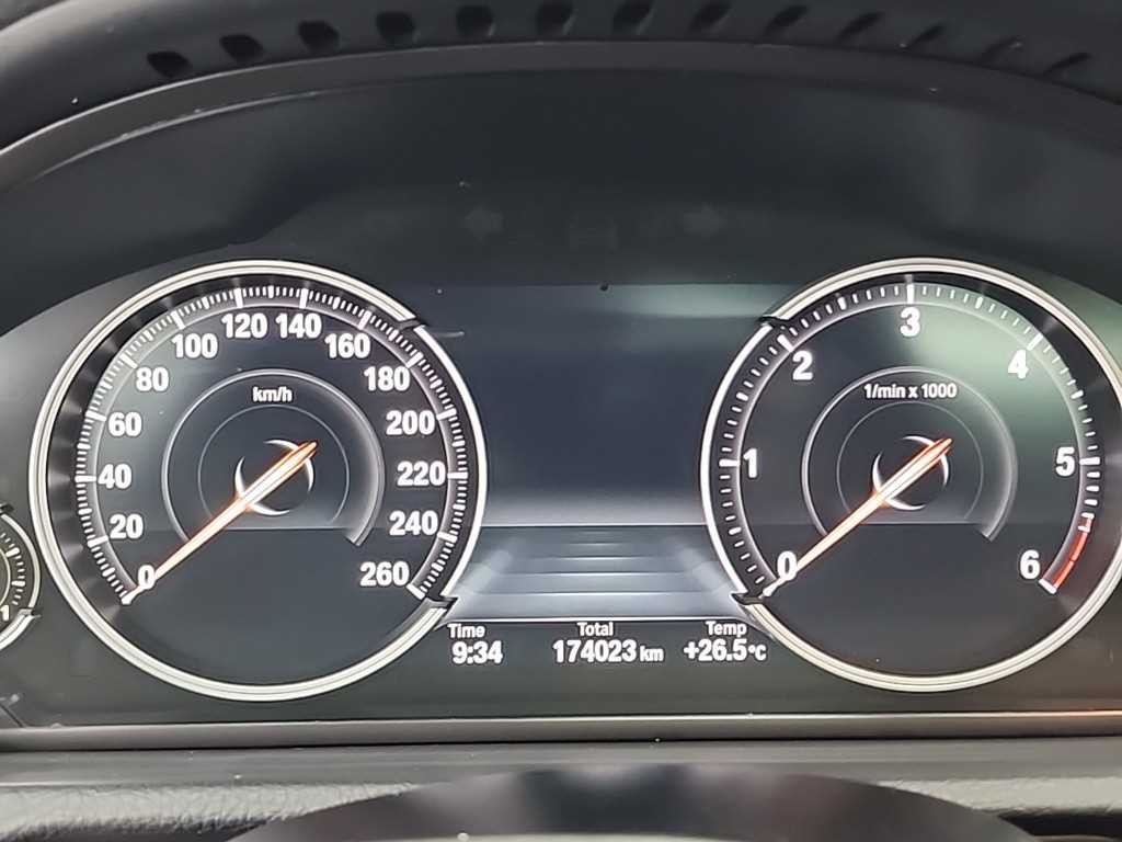 BMW 그란투리스모 5시리즈 GT (F07) GT 30d xDRIVE 이미지 6