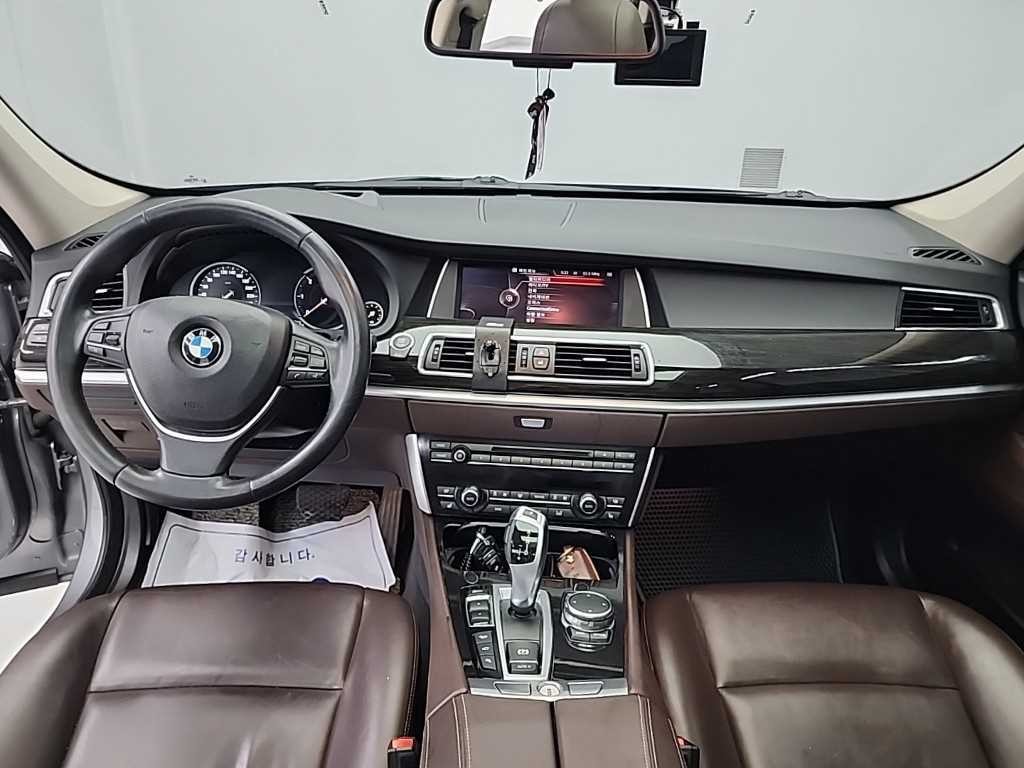 BMW 그란투리스모 5시리즈 GT (F07) GT 30d xDRIVE 이미지 7