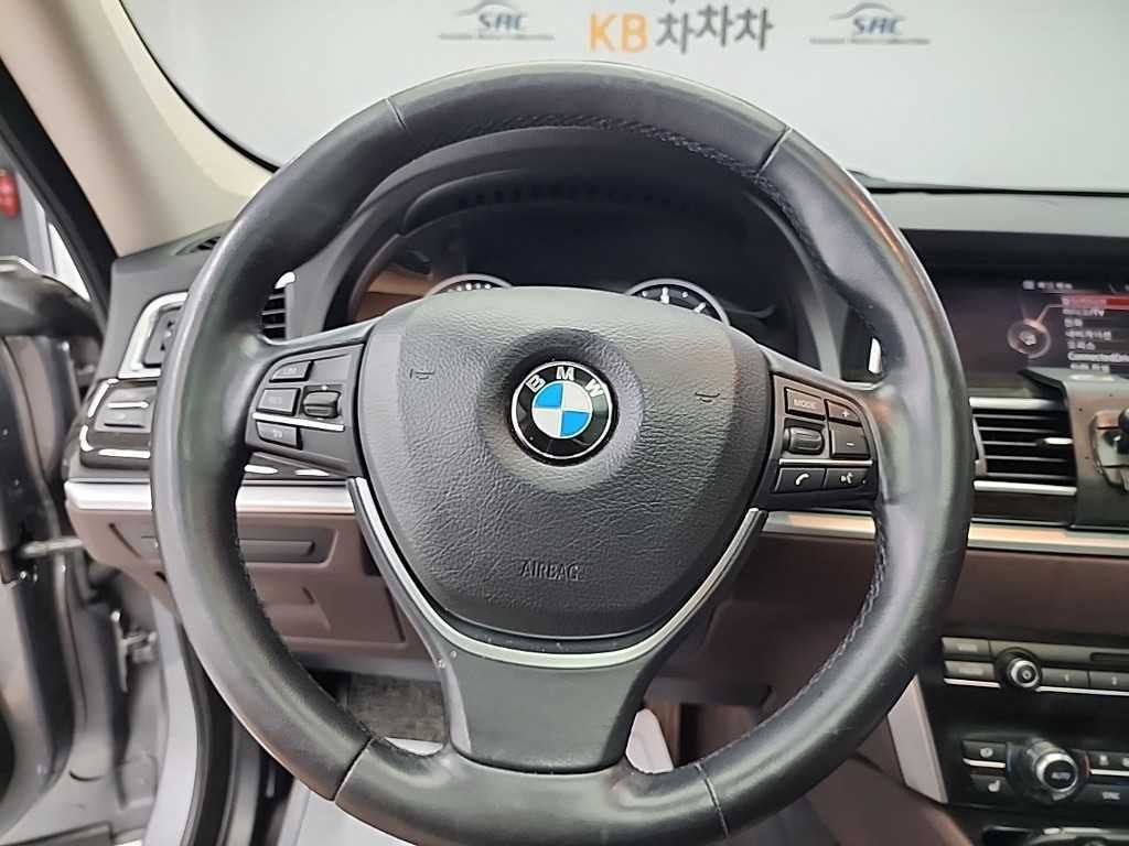 BMW 그란투리스모 5시리즈 GT (F07) GT 30d xDRIVE 이미지 9