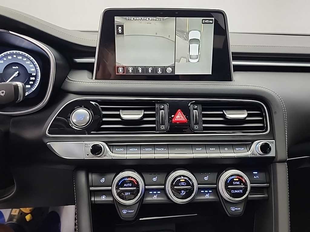제네시스 G70 2.0T AWD 스포츠 패키지 이미지 10