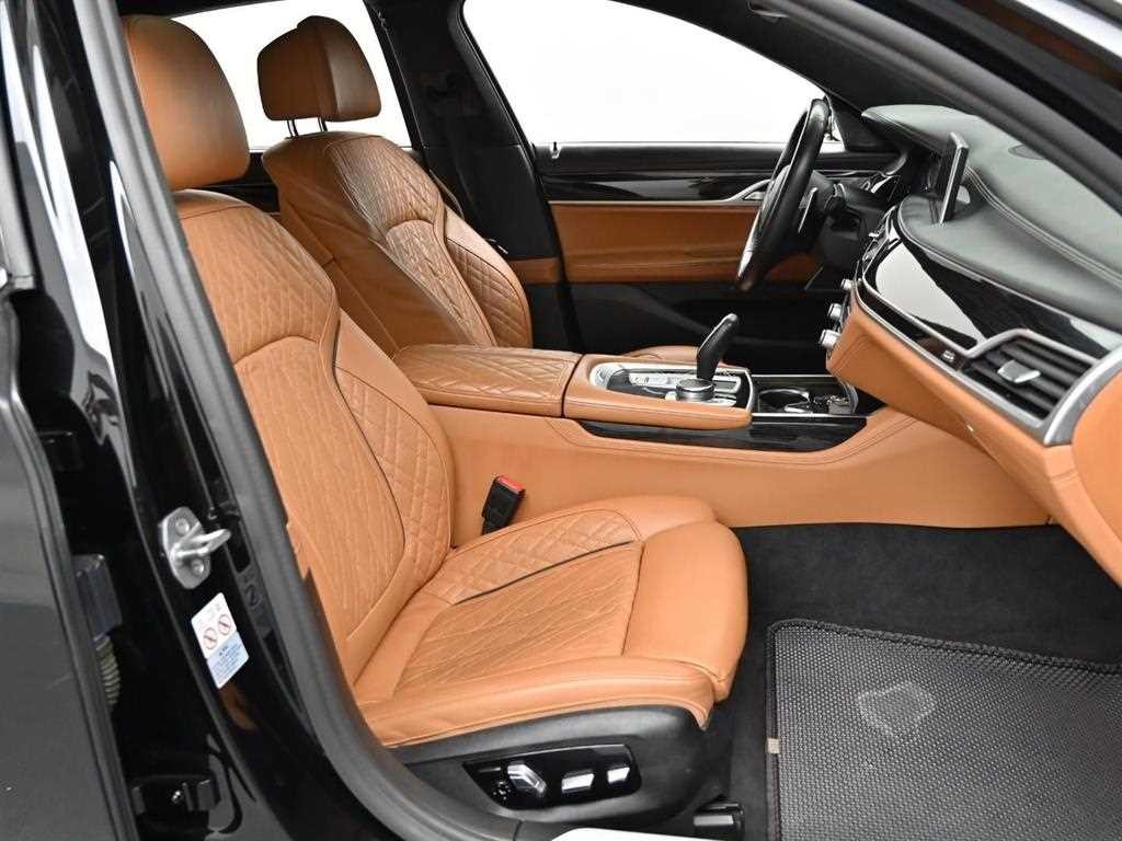 BMW 7시리즈 7시리즈 (G11) 740d xDrive M 스포츠 이미지 10