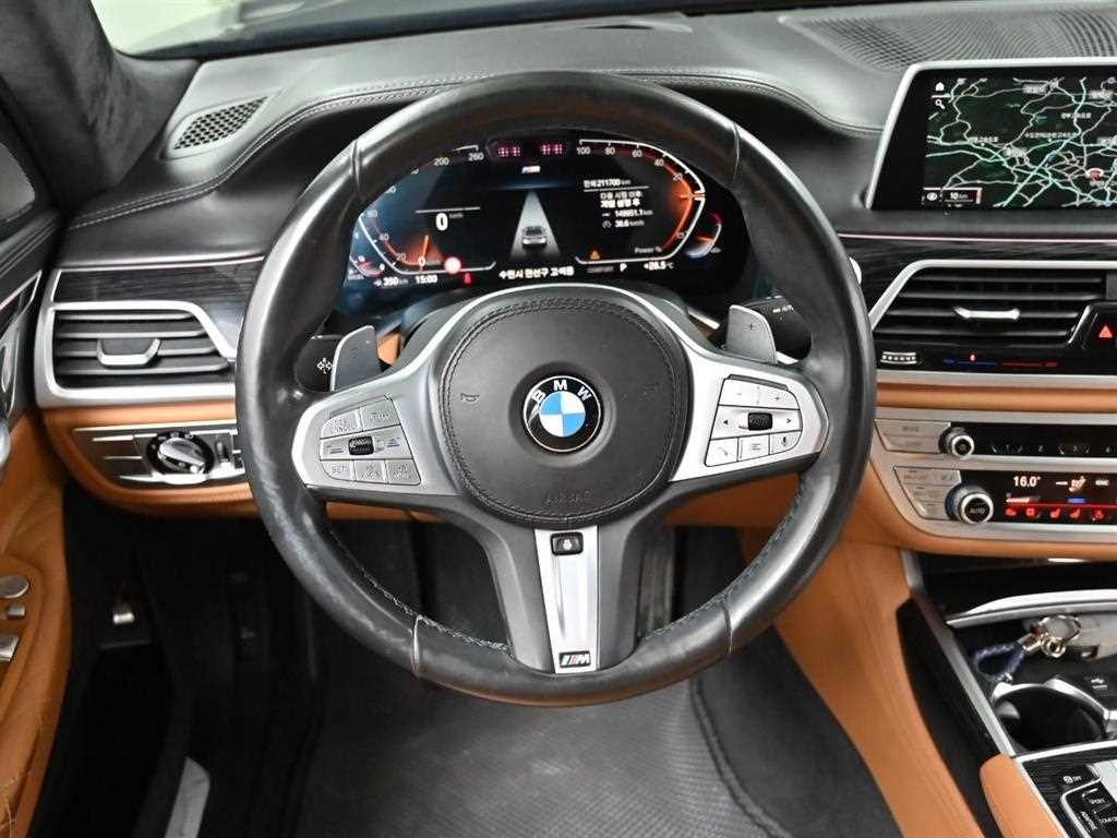 BMW 7시리즈 7시리즈 (G11) 740d xDrive M 스포츠 이미지 13