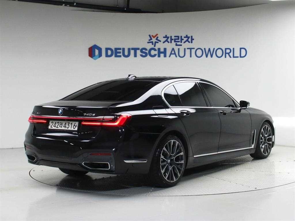 BMW 7시리즈 7시리즈 (G11) 740d xDrive M 스포츠 이미지 2
