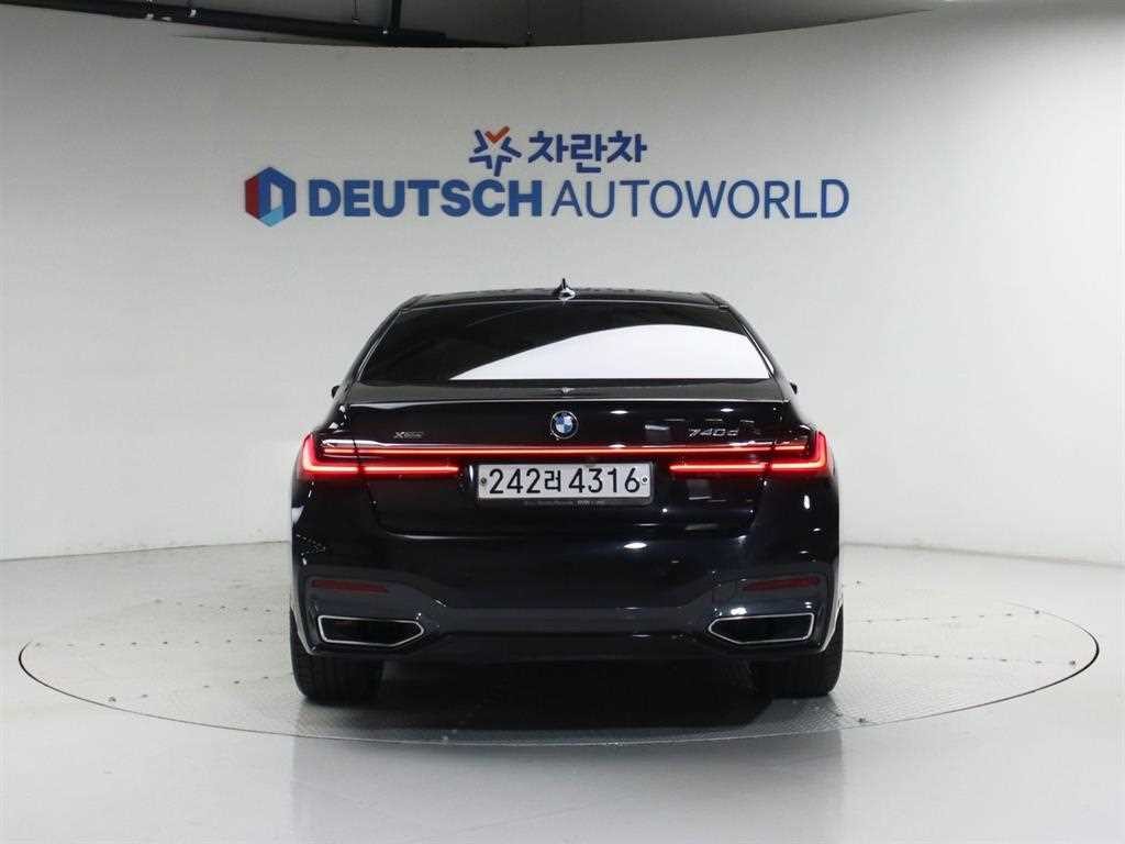 BMW 7시리즈 7시리즈 (G11) 740d xDrive M 스포츠 이미지 4