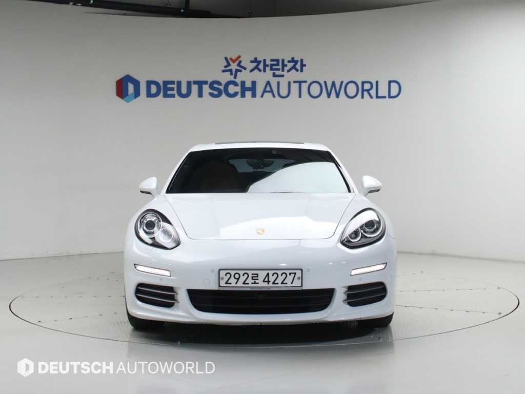 포르쉐 파나메라 3.6 AWD 970 이미지 3