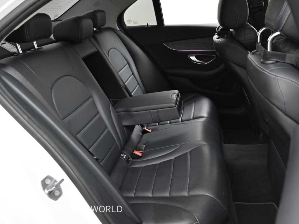 벤츠 C 클래스 C클래스 W205 C220 d 4MATIC 익스클루시브 이미지 12