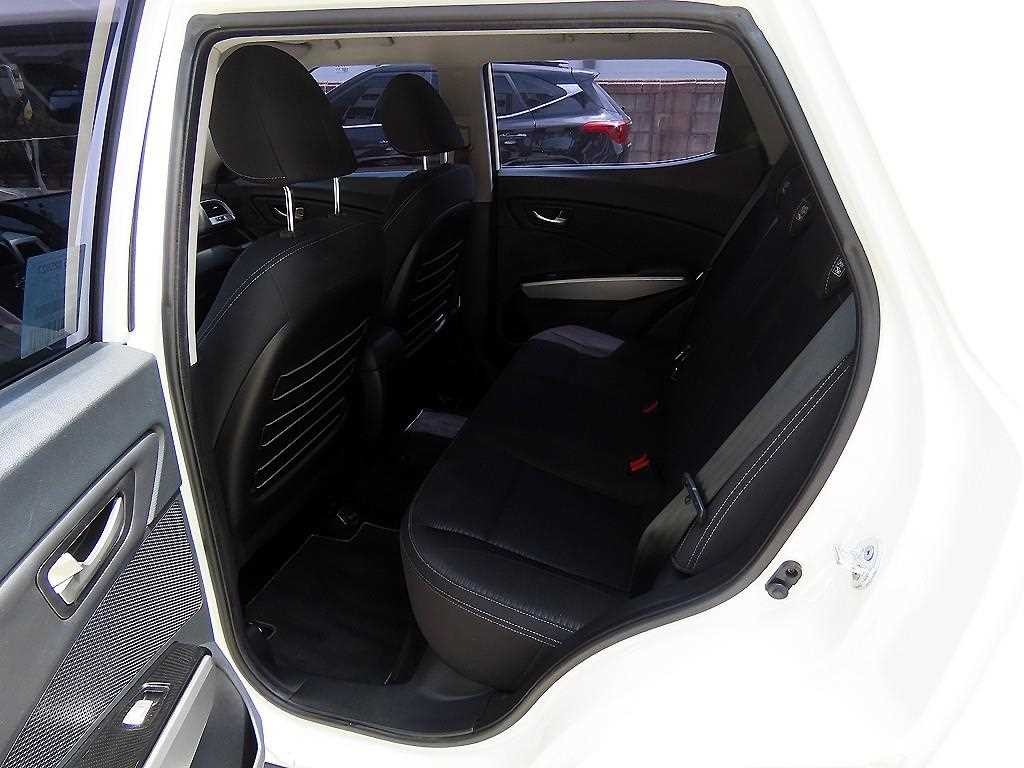 KG모빌리티(쌍용) 티볼리 가솔린 2WD 1.6 VX 이미지 6