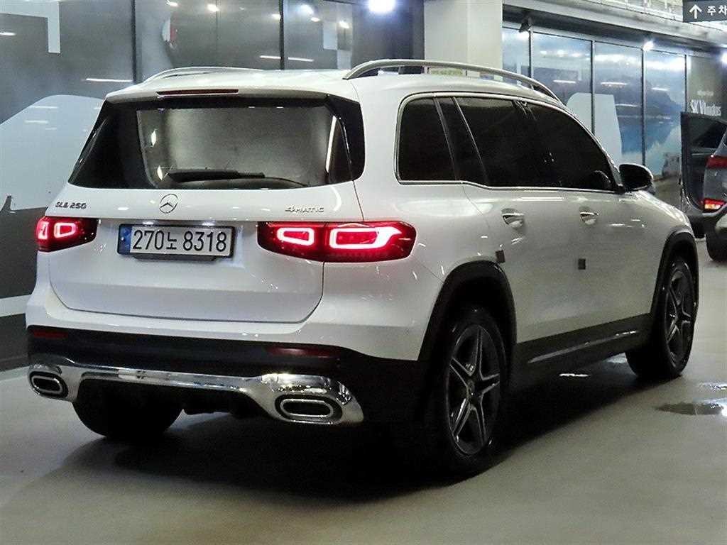 벤츠 GLB 클래스 GLB클래스 X247 GLB 250 4MATIC 이미지 4