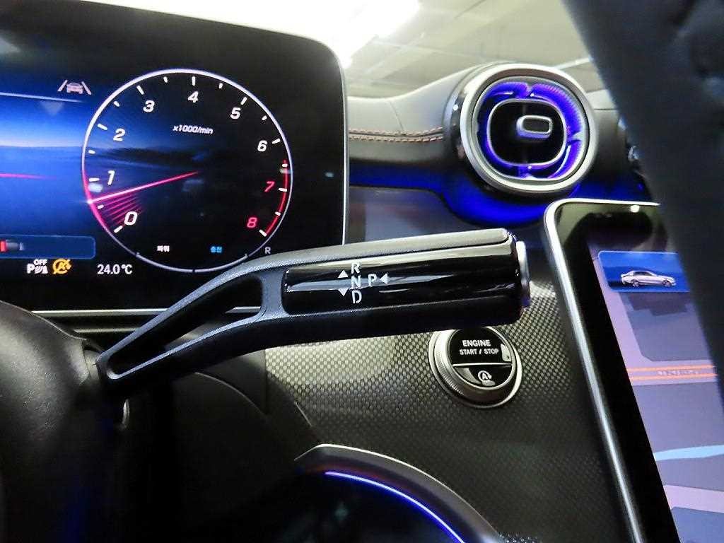 벤츠 C 클래스 C클래스 W206 C200 AMG 라인 이미지 12