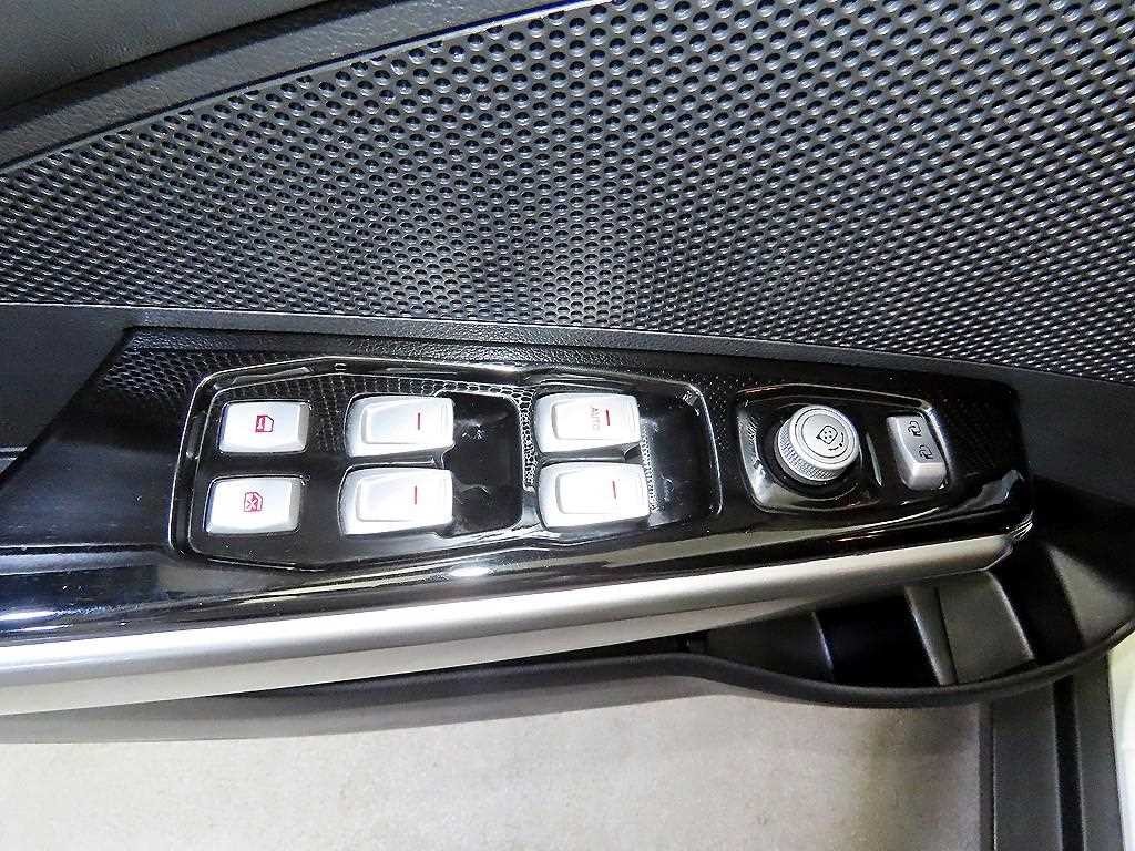 KG모빌리티(쌍용) 티볼리 가솔린 2WD 1.6 삼바 에디션 이미지 13