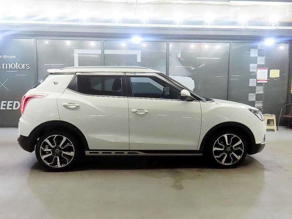 KG모빌리티(쌍용) 티볼리 가솔린 2WD 1.6 삼바 에디션 이미지 3