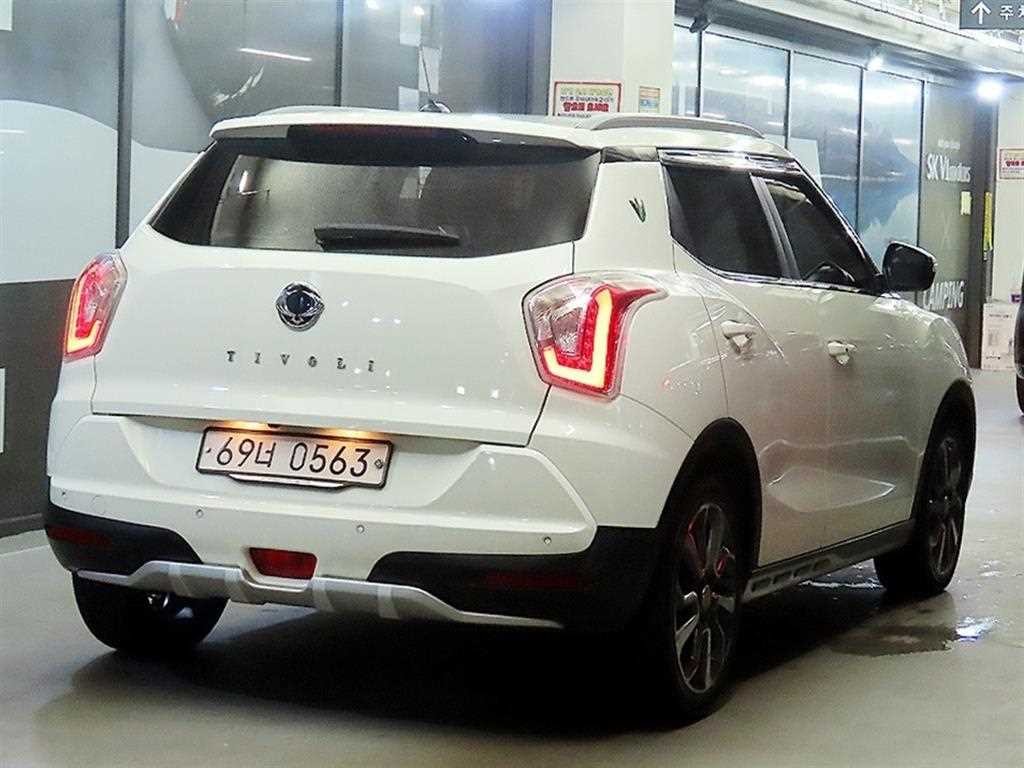KG모빌리티(쌍용) 티볼리 가솔린 2WD 1.6 삼바 에디션 이미지 4