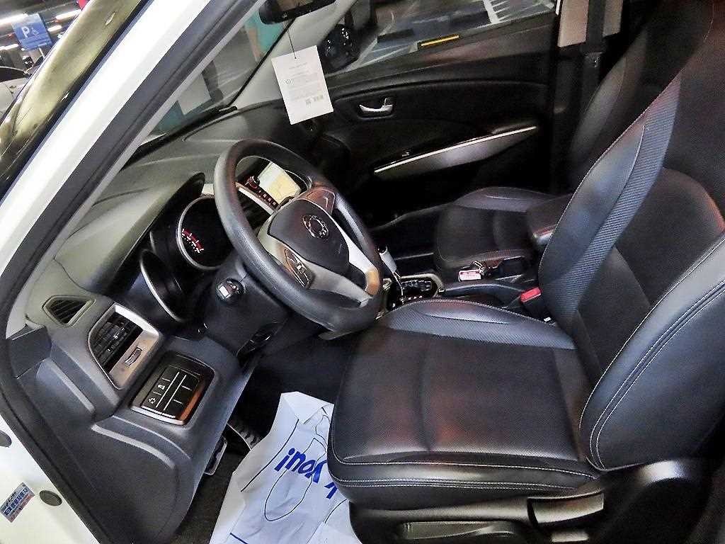 KG모빌리티(쌍용) 티볼리 가솔린 2WD 1.6 삼바 에디션 이미지 6
