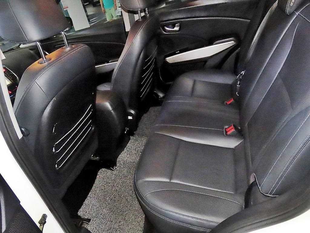 KG모빌리티(쌍용) 티볼리 가솔린 2WD 1.6 삼바 에디션 이미지 7